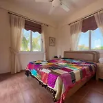 3bdr Villa-pool/700m From A Blue Flag Beach! Villa Paralimni