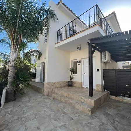 3bdr Villa-pool/700m From A Blue Flag Beach! *